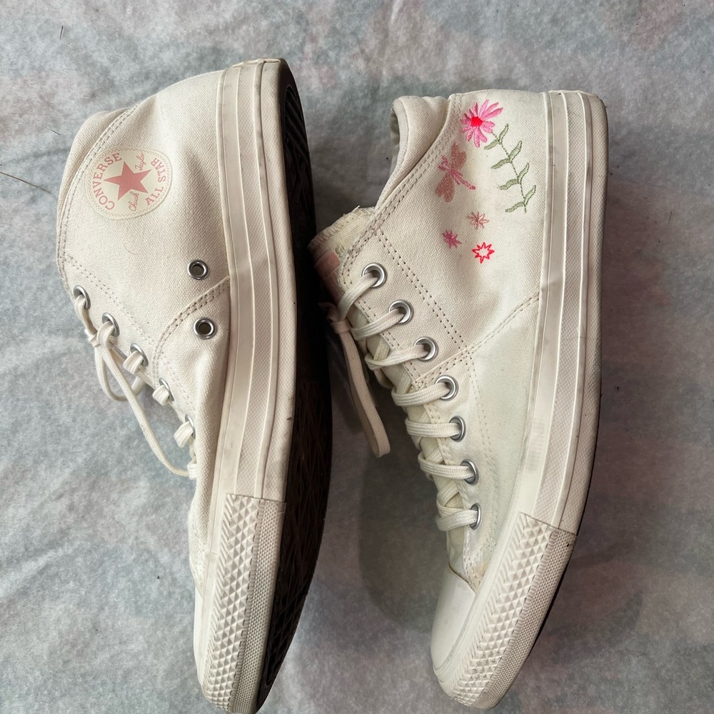 Converse Cream High-Top Sneakers with Pink Floral embroidery. Size 11